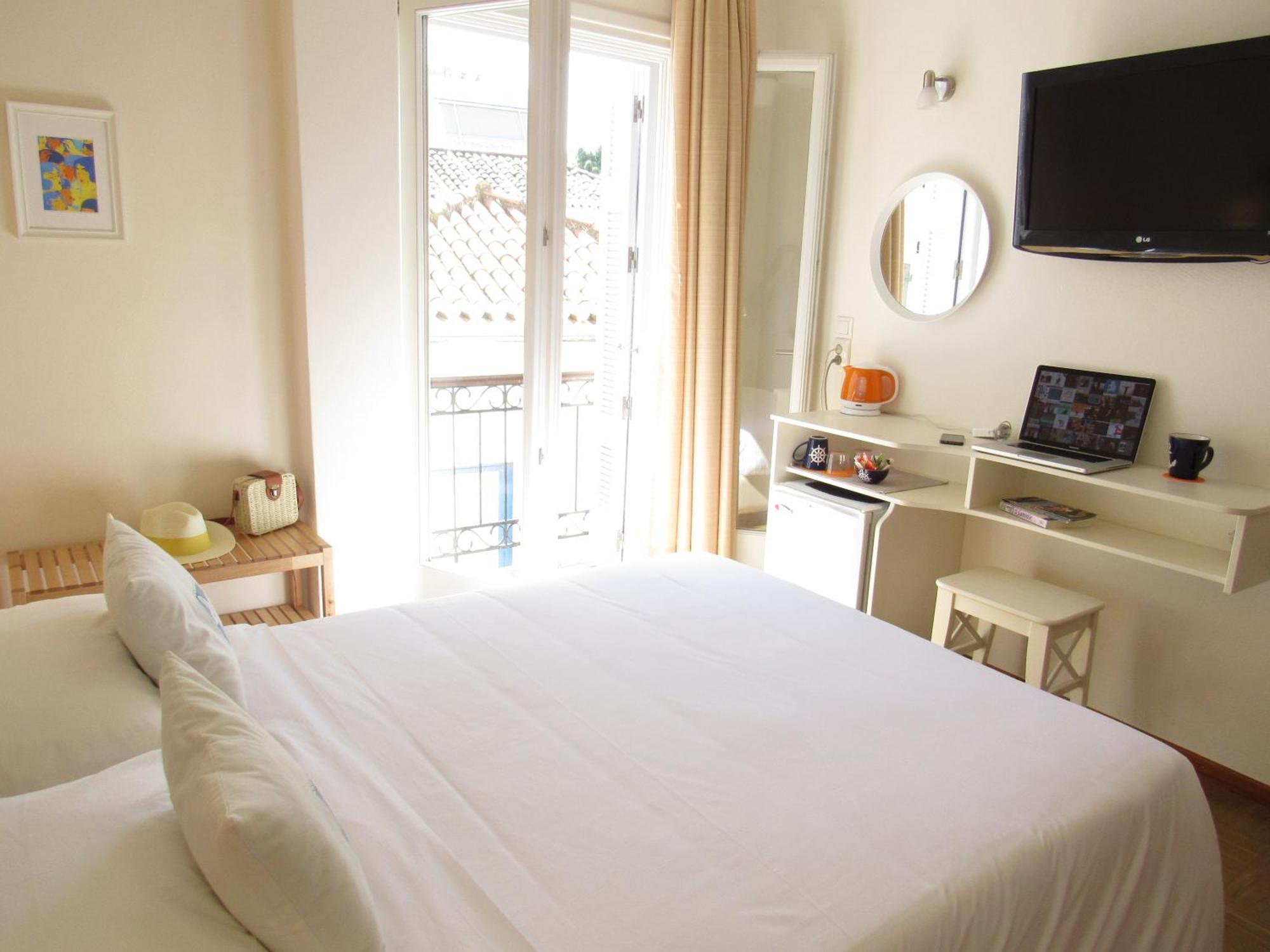 Alexandris Hotel Spétses Habitación foto